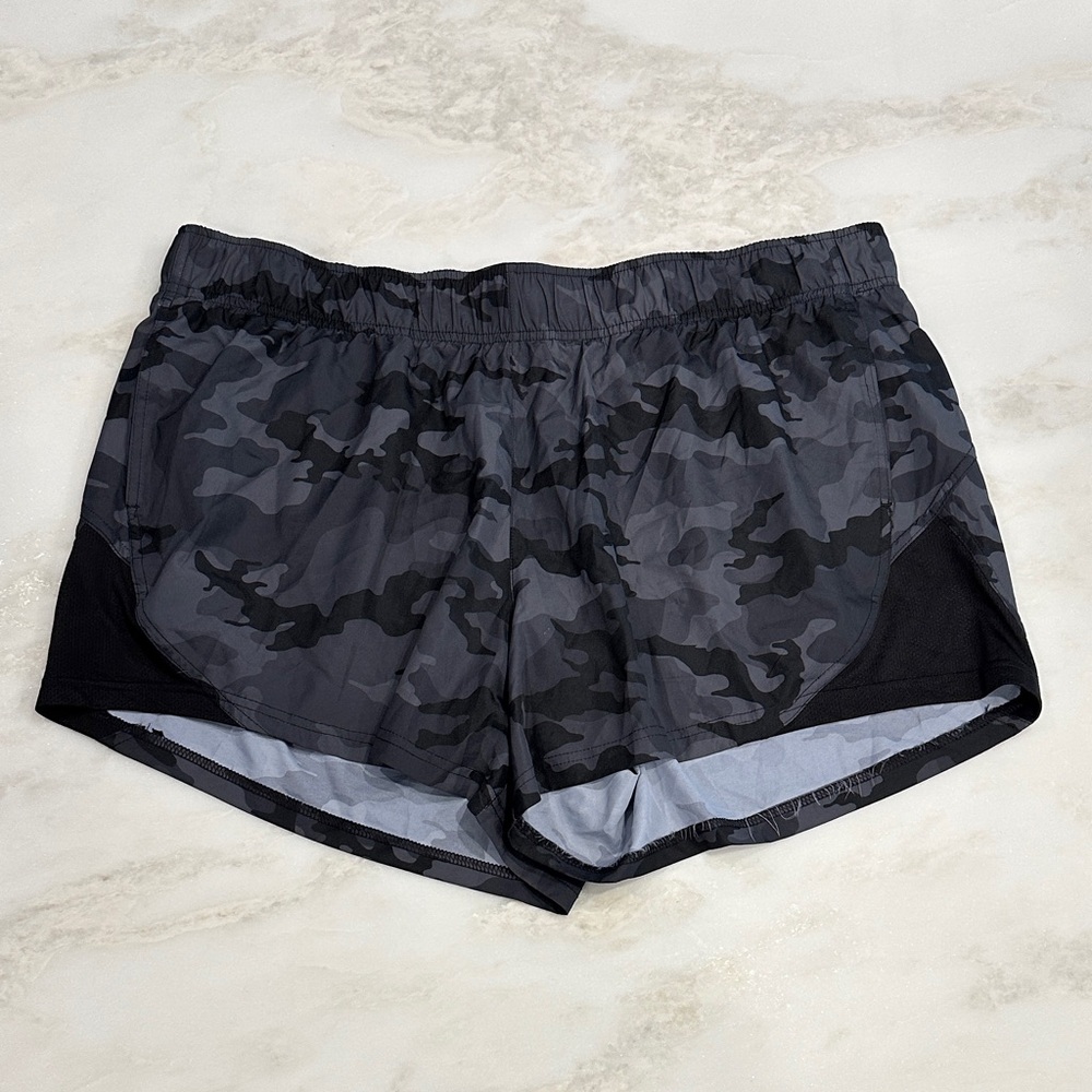 Athletic Works Women's Black Camo Athletic Shorts Size XXXL